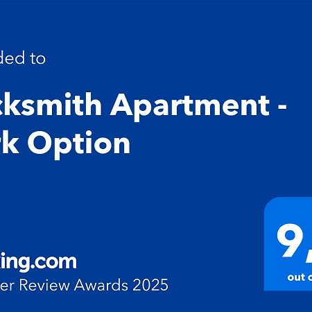 Locksmith Apartment - Park Option Seville Exterior photo